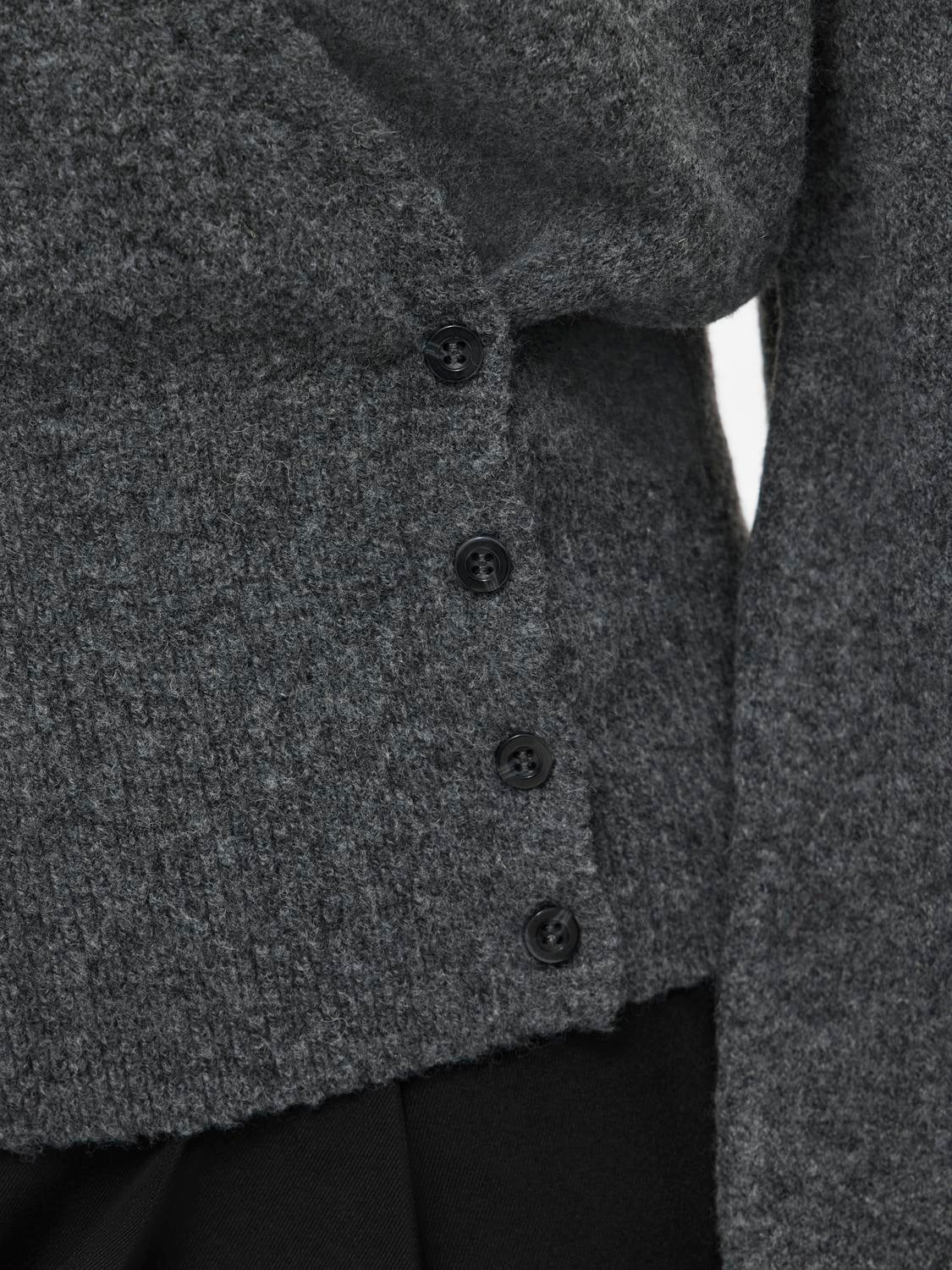 model_shot-detail